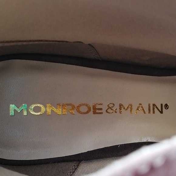 Monroe & Main Womens Heels Brown Front Slit Peep Toe Back Zip Gold Straps 11 NEW - Picture 8 of 9
